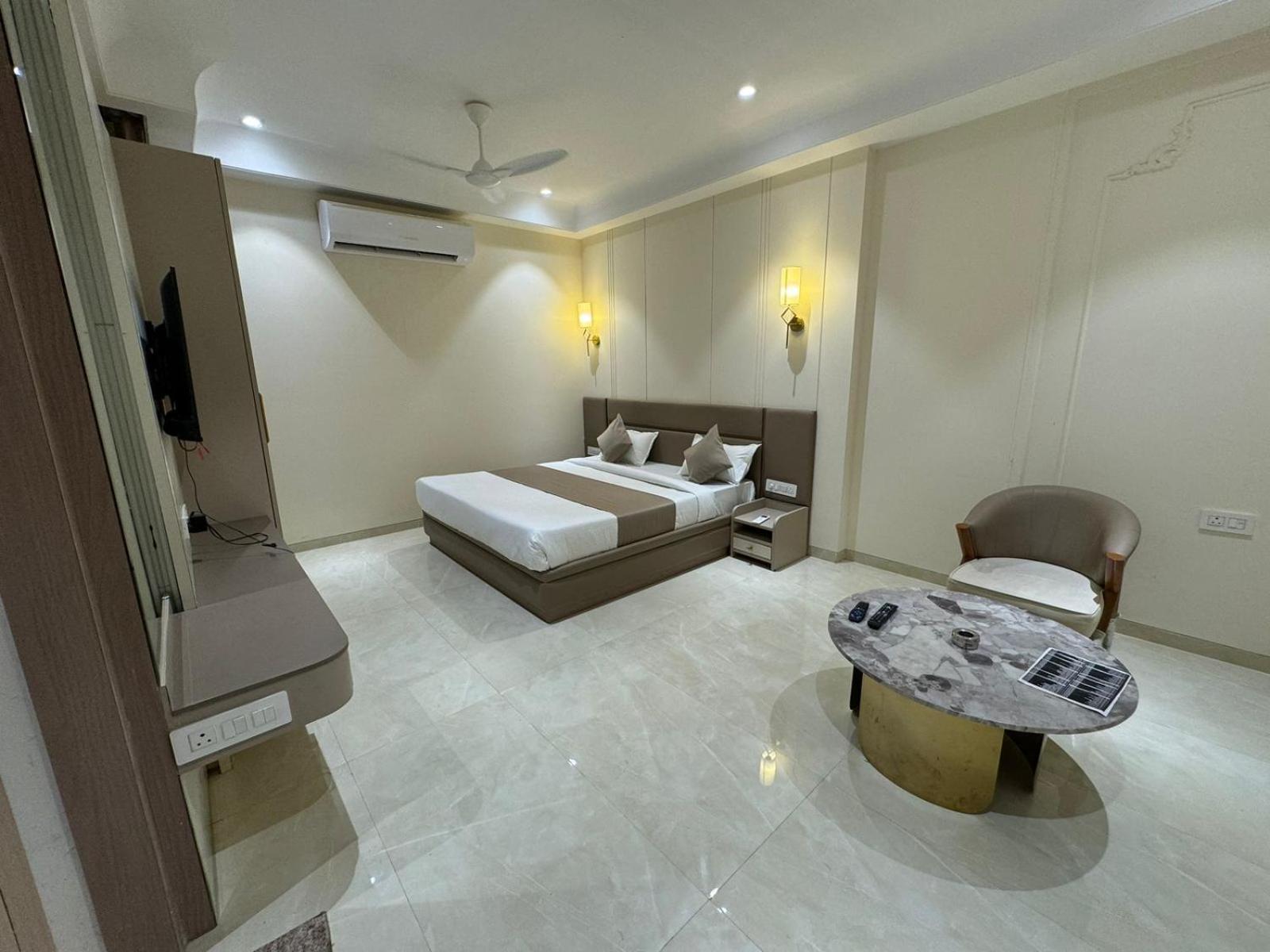 Hotel Fortune Inn Bhopal Exteriör bild