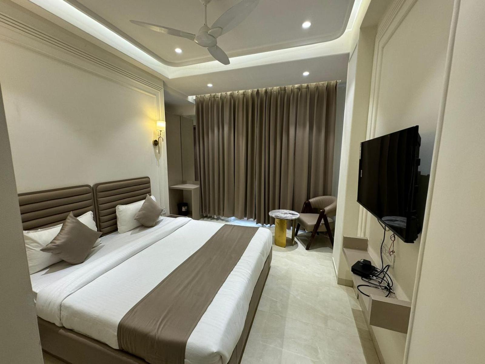 Hotel Fortune Inn Bhopal Exteriör bild